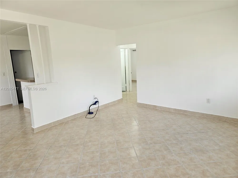 145 SW 60th Ct Miami, FL 33144