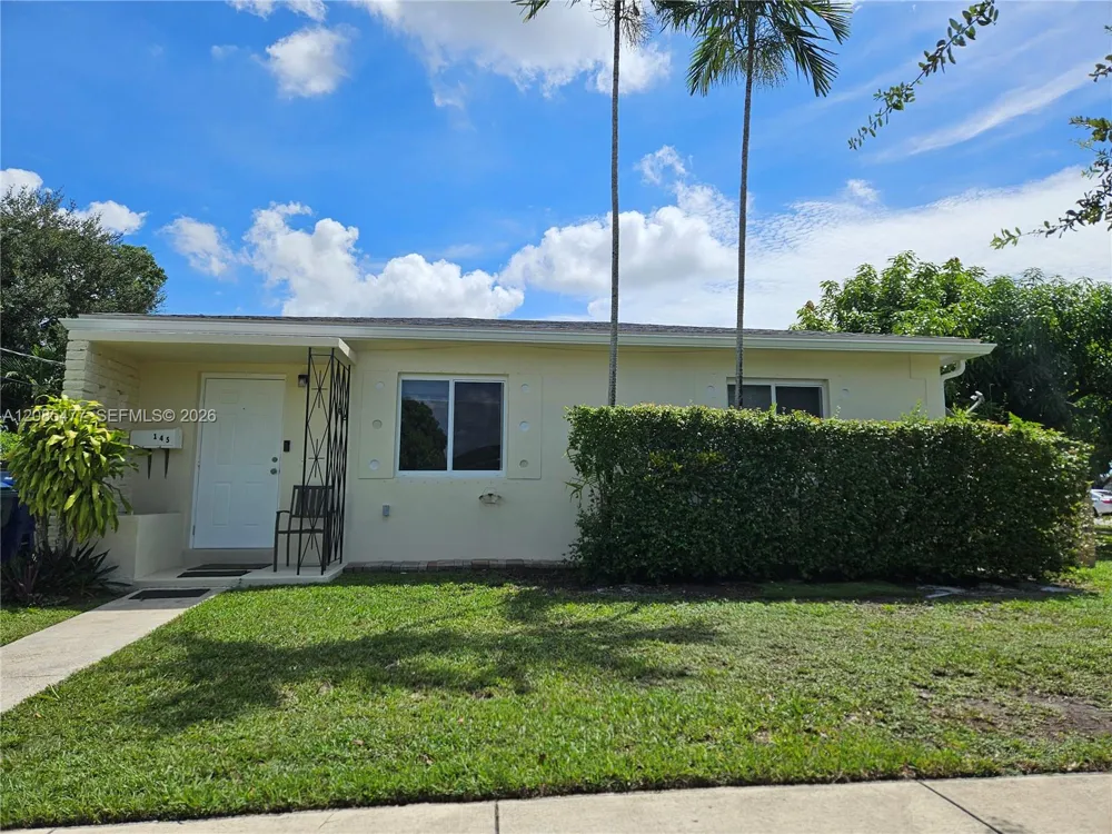 145 SW 60th Ct Miami, FL 33144