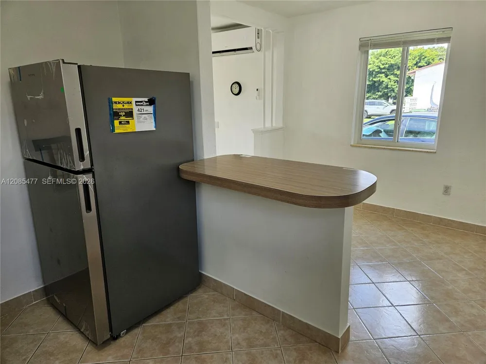 145 SW 60th Ct Miami, FL 33144