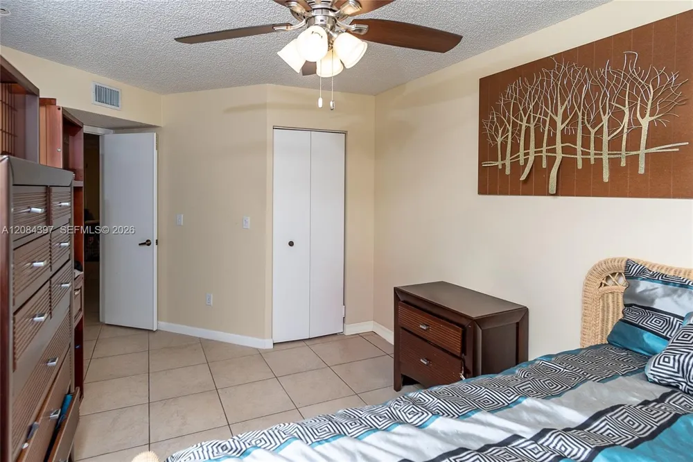 2220 SE 27th Dr #205-B Homestead, FL 33035