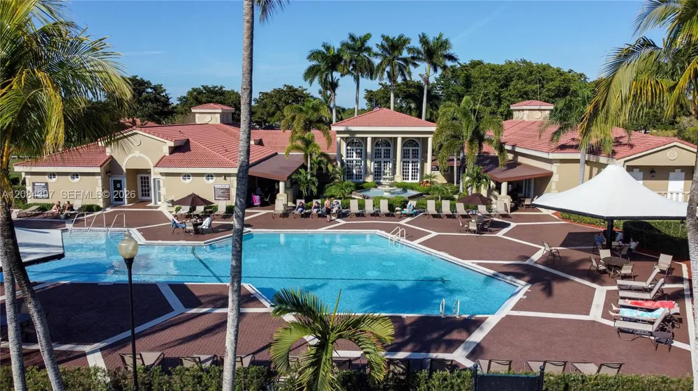 2220 SE 27th Dr #205-B Homestead, FL 33035