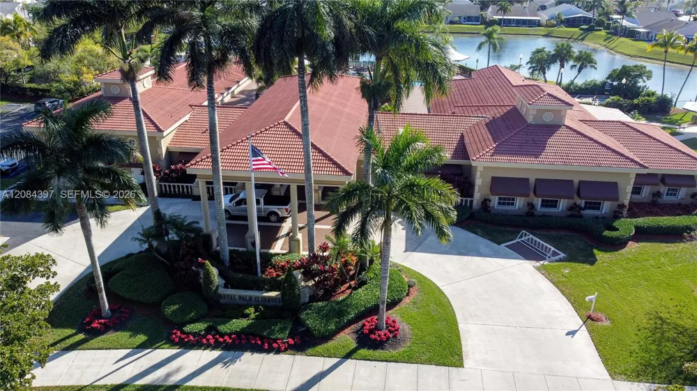 2220 SE 27th Dr #205-B Homestead, FL 33035
