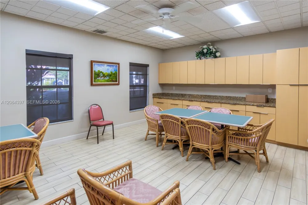 2220 SE 27th Dr #205-B Homestead, FL 33035