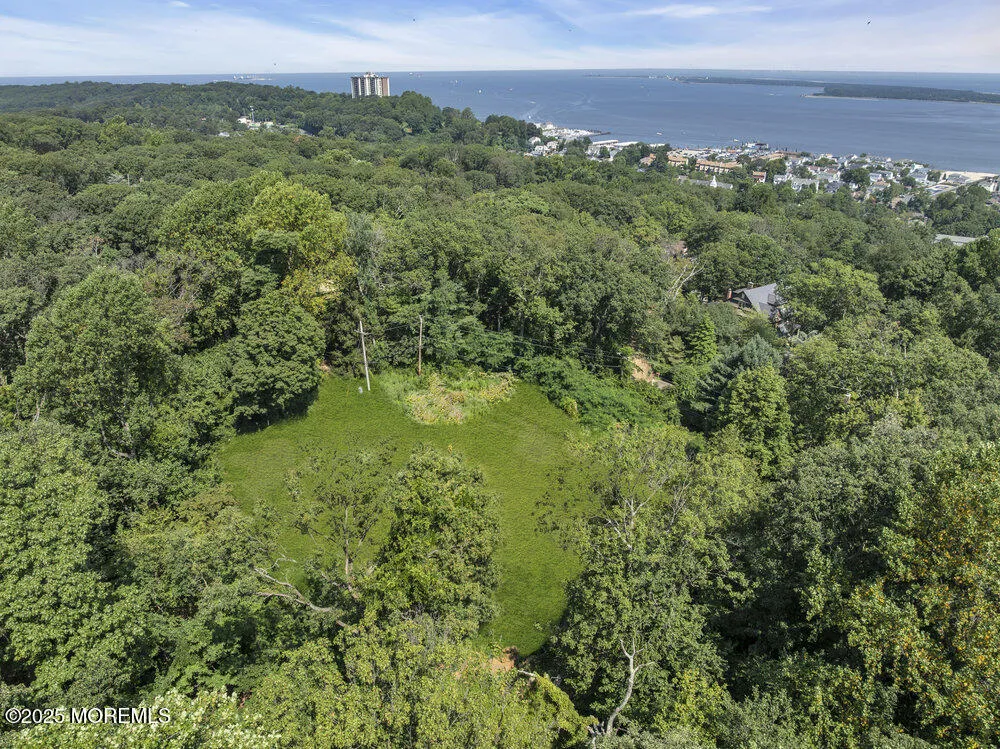 26 Park Way Highlands, NJ 07732
