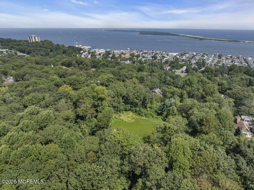 26 Park Way Highlands, NJ 07732