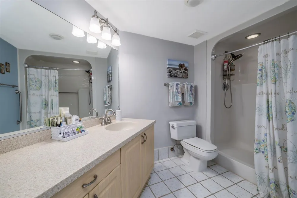 3013 S ATLANTIC AVENUE #2020 Daytona Beach Shores, FL 32118
