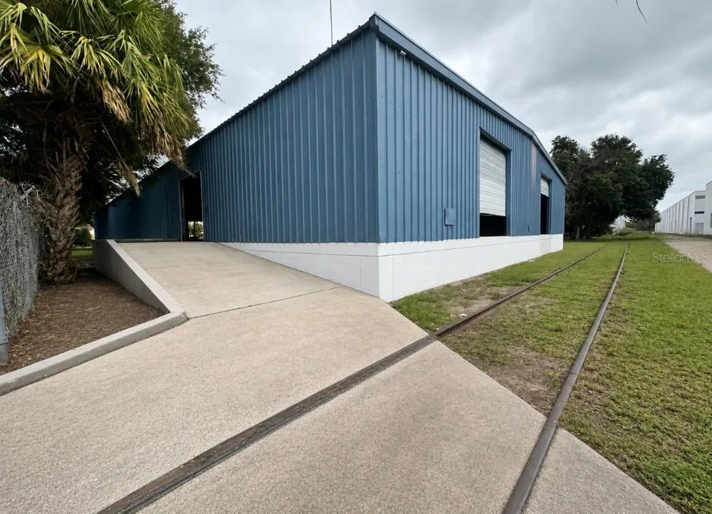 3876 BENGERT STREET Orlando, FL 32808