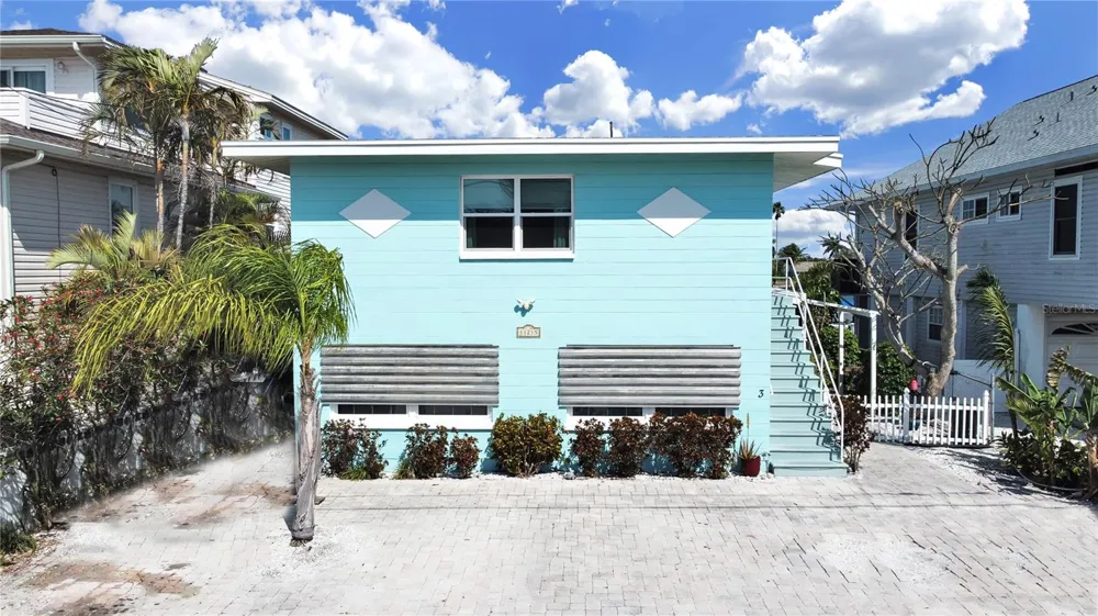 11215 3RD STREET E Treasure Island, FL 33706