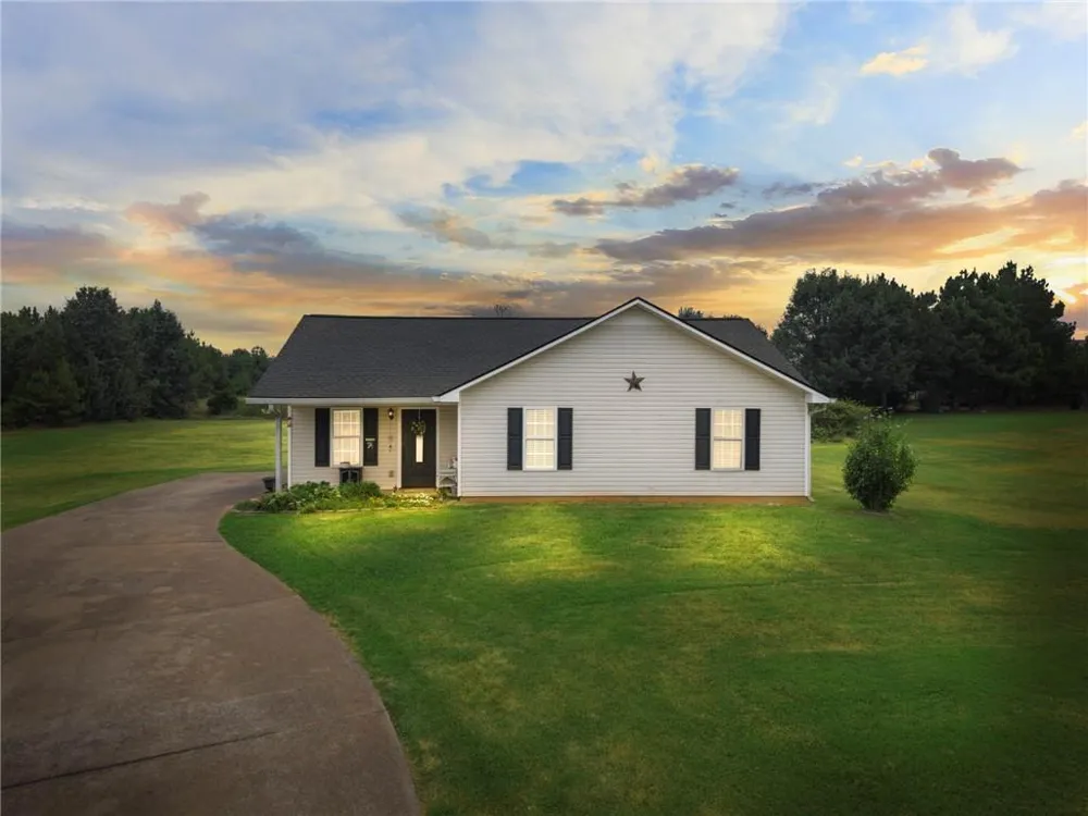 56 Stonegate Drive Cedartown, GA 30125