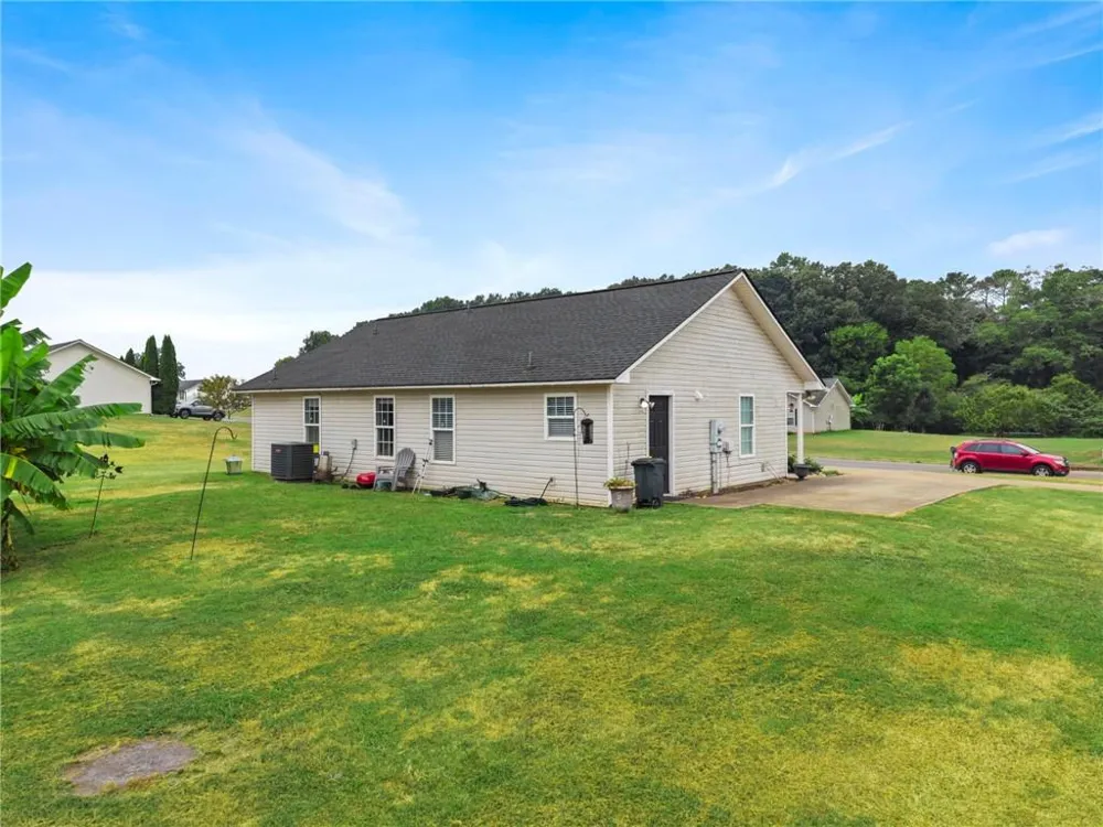 56 Stonegate Drive Cedartown, GA 30125