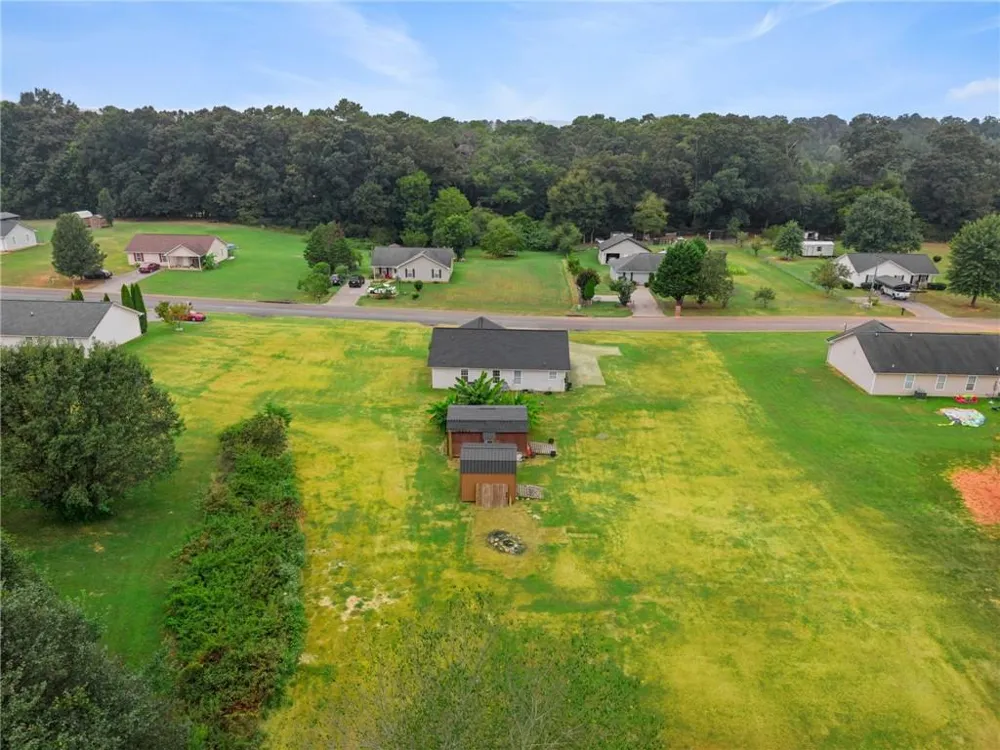 56 Stonegate Drive Cedartown, GA 30125