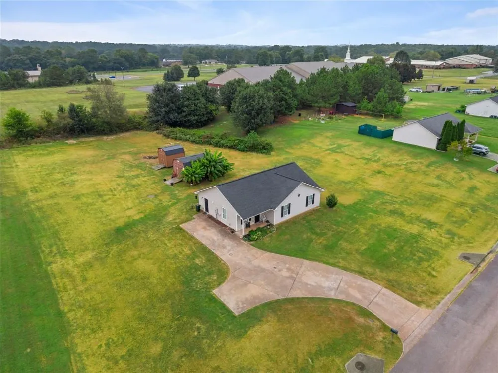 56 Stonegate Drive Cedartown, GA 30125