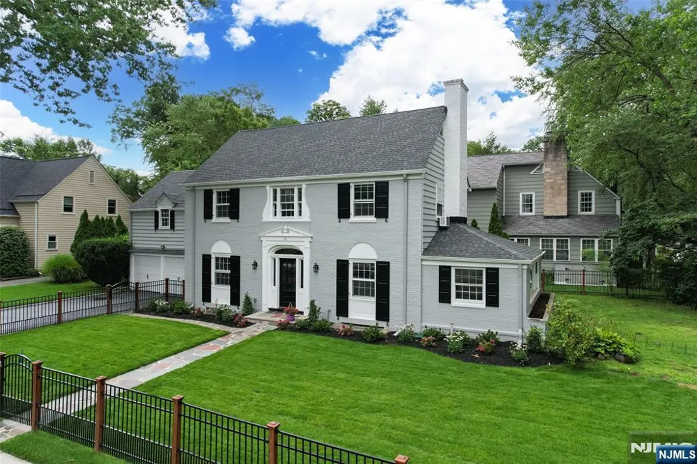 12 Marquette Road Montclair, NJ 07043