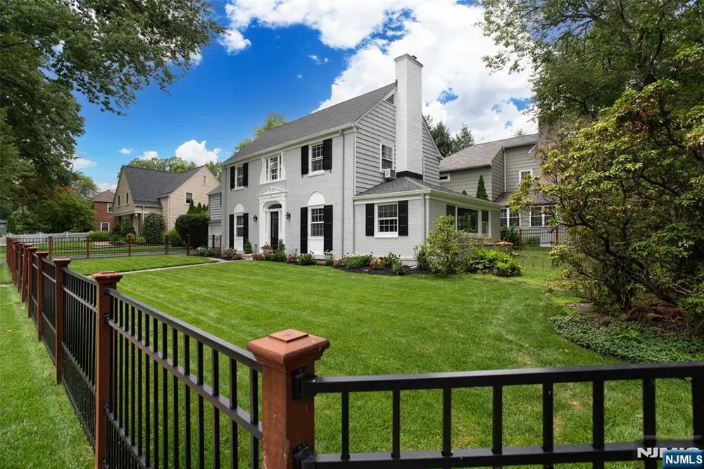 12 Marquette Road Montclair, NJ 07043