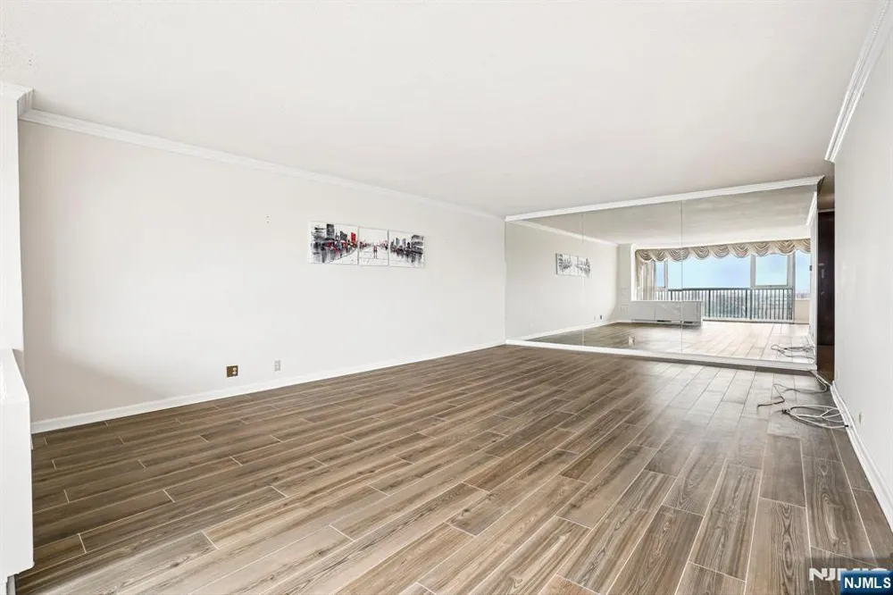 6 Horizon Road 1907 Fort Lee, NJ 07024
