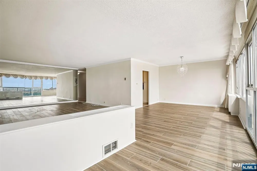 6 Horizon Road 1907 Fort Lee, NJ 07024