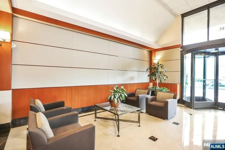 6 Horizon Road 1907 Fort Lee, NJ 07024