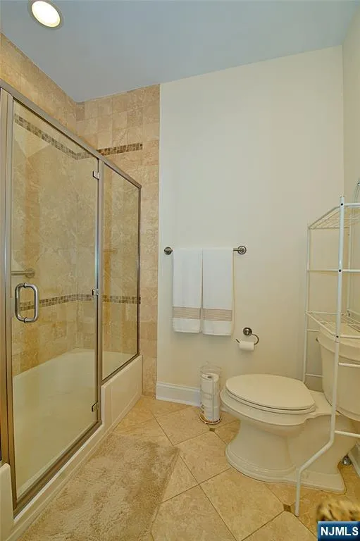 5 Tenakill Park E 317 Cresskill, NJ 07626