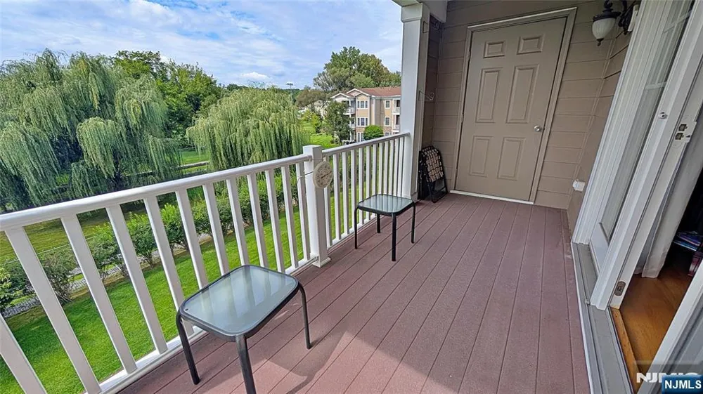 5 Tenakill Park E 317 Cresskill, NJ 07626