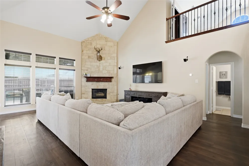 1565 Dutch Hollow Drive Frisco, TX 75033