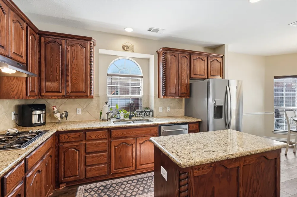 1565 Dutch Hollow Drive Frisco, TX 75033
