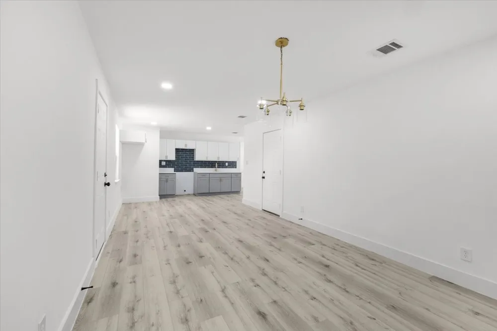 3725 Raphael Street Fort Worth, TX 76119