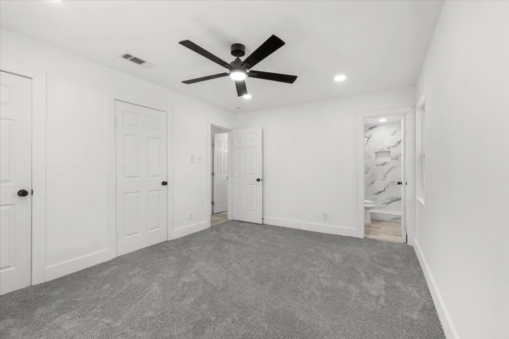 3725 Raphael Street Fort Worth, TX 76119