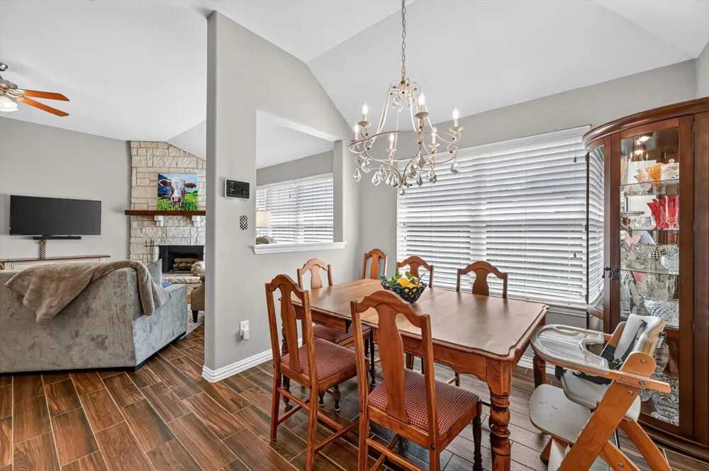 1026 Saint Andrews Drive Burleson, TX 76028
