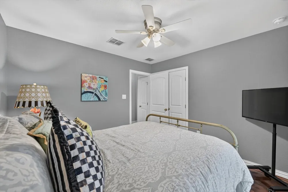 1026 Saint Andrews Drive Burleson, TX 76028