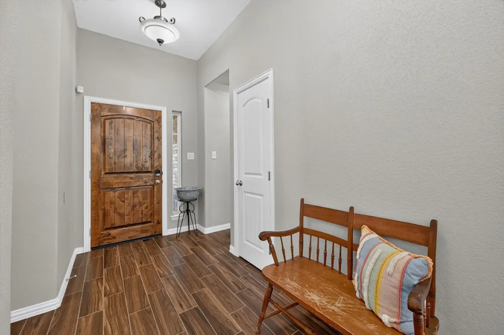 1026 Saint Andrews Drive Burleson, TX 76028
