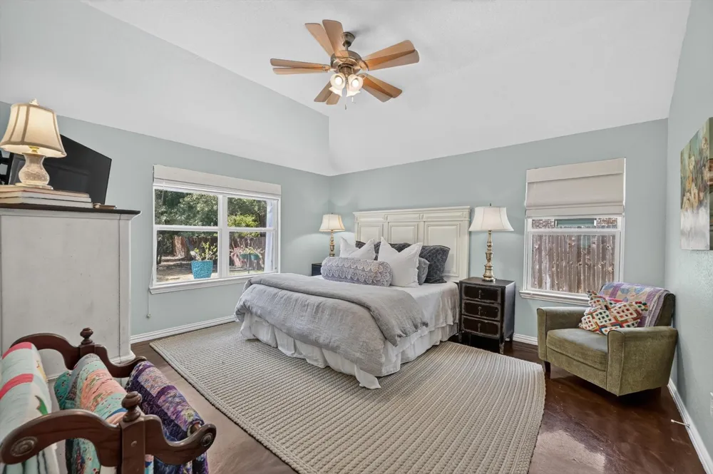 1026 Saint Andrews Drive Burleson, TX 76028