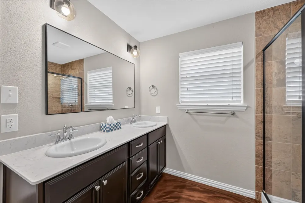 1026 Saint Andrews Drive Burleson, TX 76028