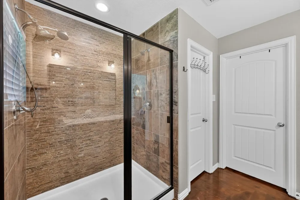 1026 Saint Andrews Drive Burleson, TX 76028