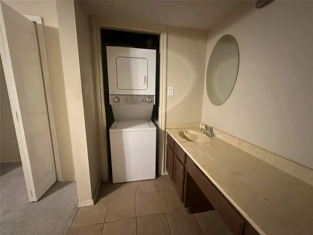 9825 Walnut Street #201 Dallas, TX 75243