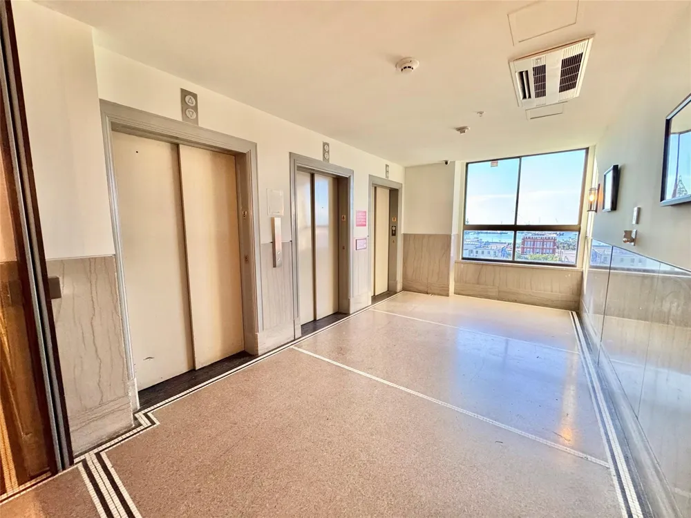 2201 Market Street #605 Galveston, TX 77550