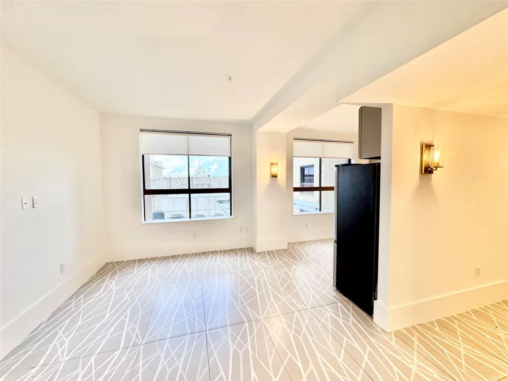 2201 Market Street #605 Galveston, TX 77550