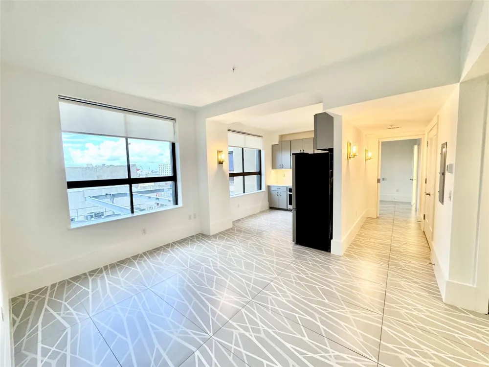 2201 Market Street #605 Galveston, TX 77550