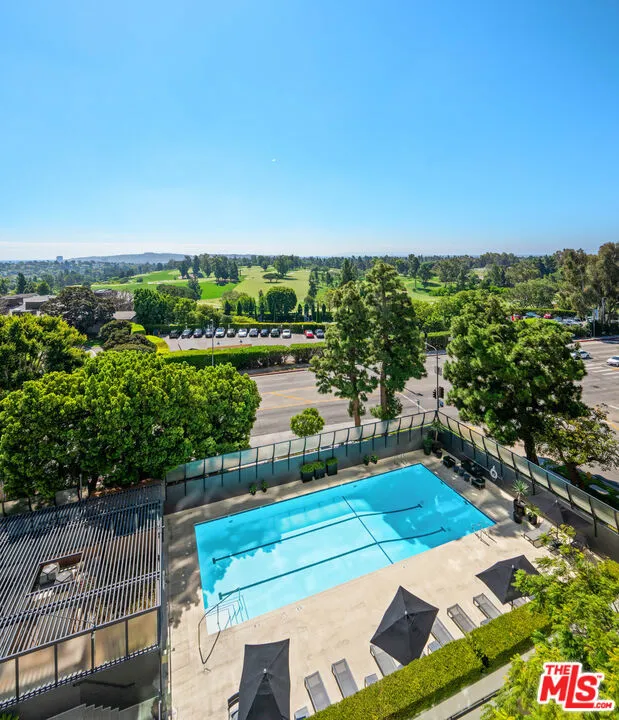 2220 Avenue Of The Stars #605 Los Angeles, CA 90067