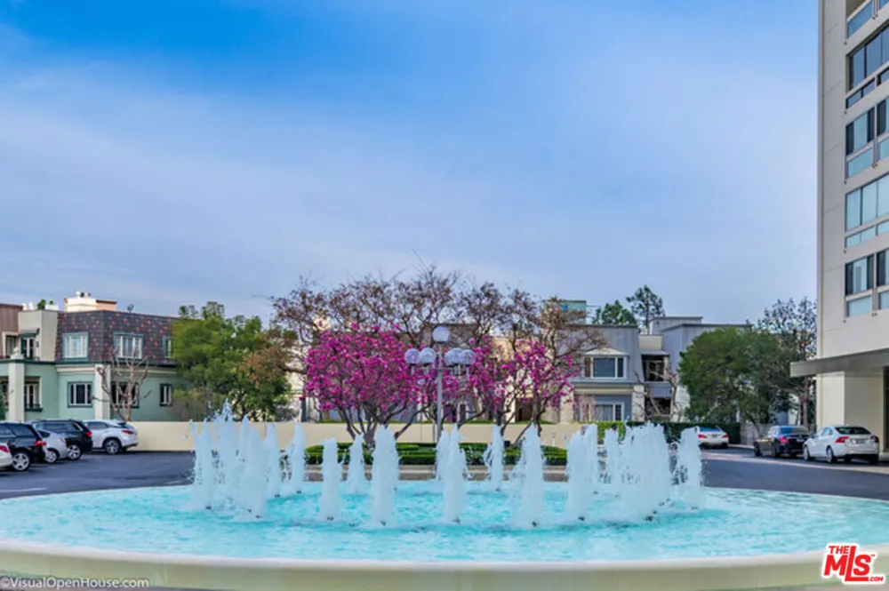 2220 Avenue Of The Stars #605 Los Angeles, CA 90067