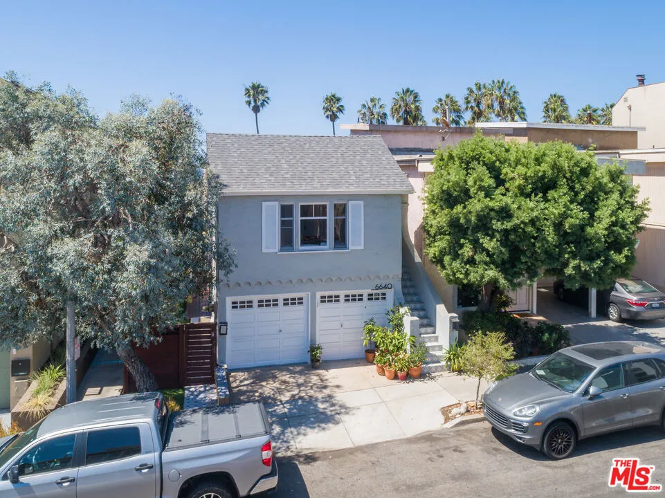 6640 Vista Del Mar Los Angeles, CA 90293