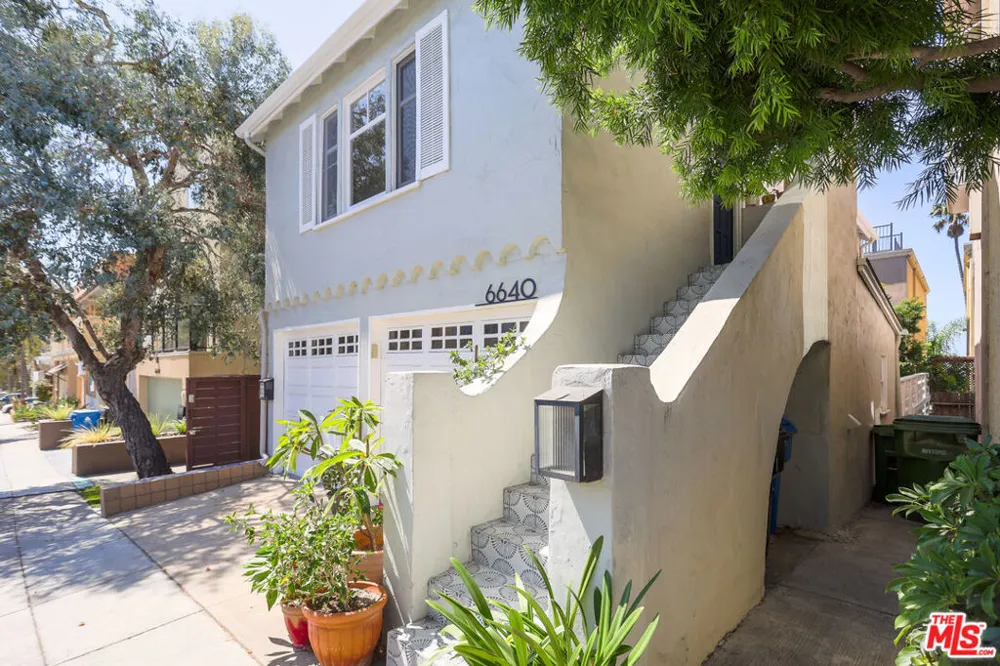 6640 Vista Del Mar Los Angeles, CA 90293