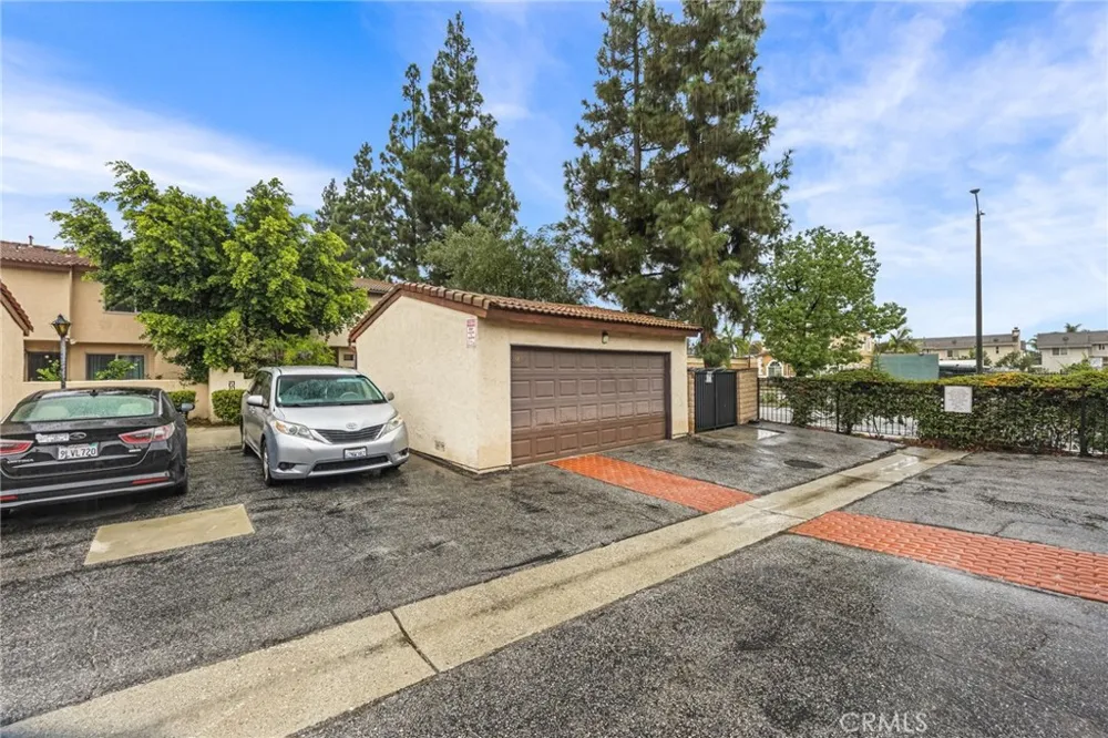 13850 Ramona Baldwin Park, CA 91706