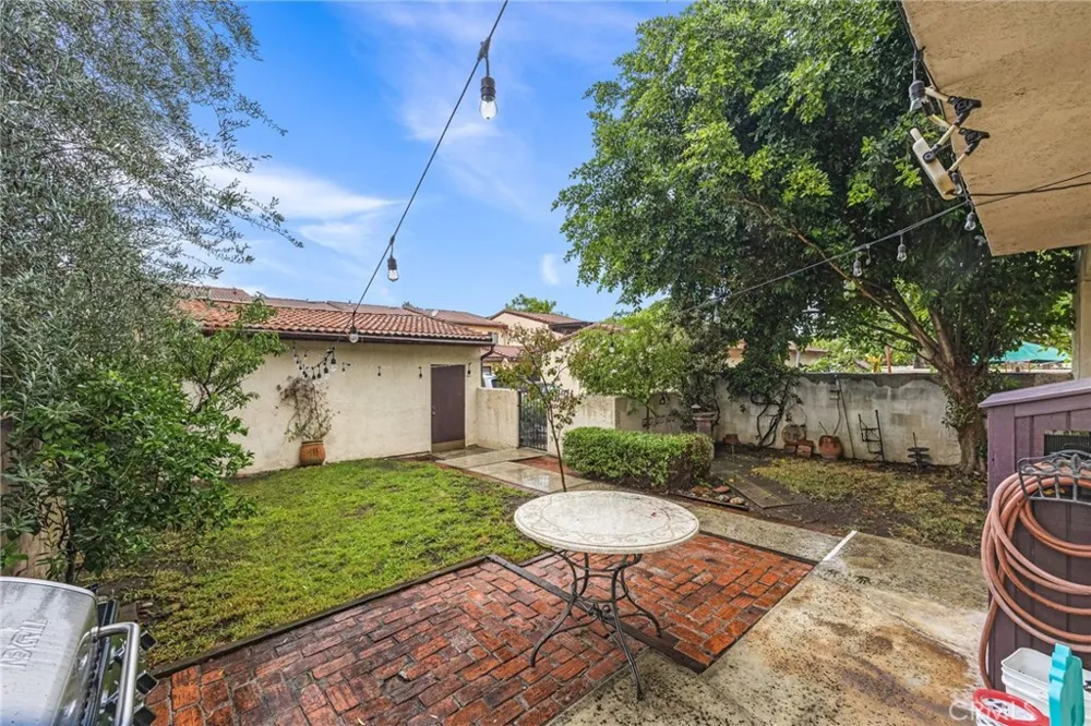 13850 Ramona Baldwin Park, CA 91706