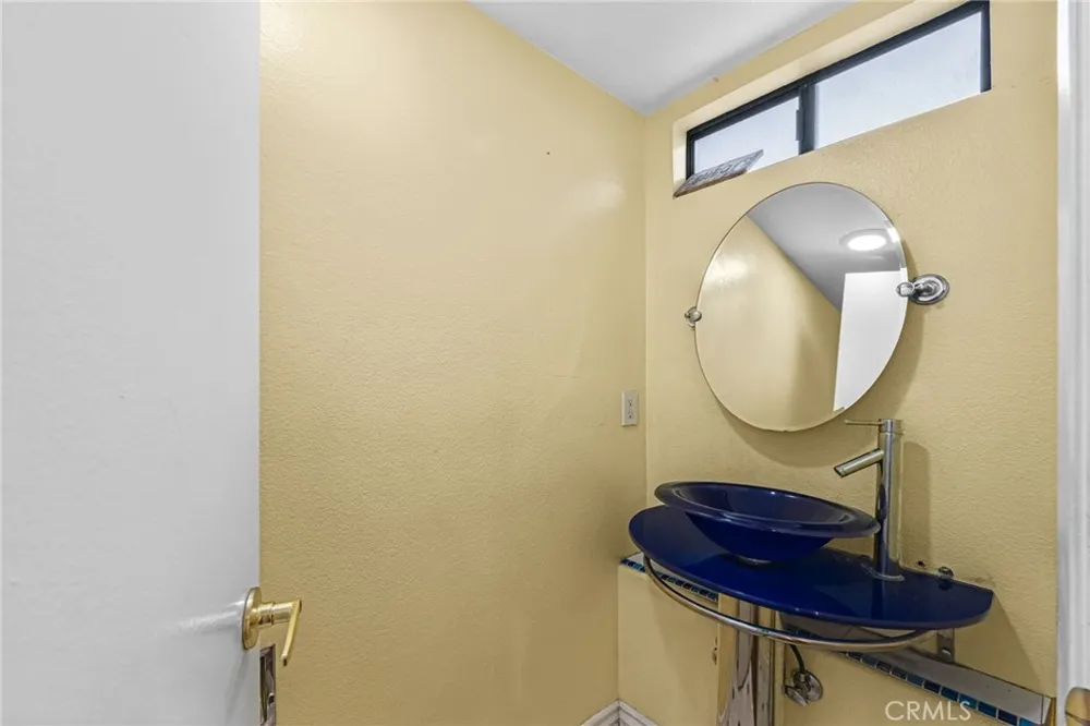 13850 Ramona Baldwin Park, CA 91706