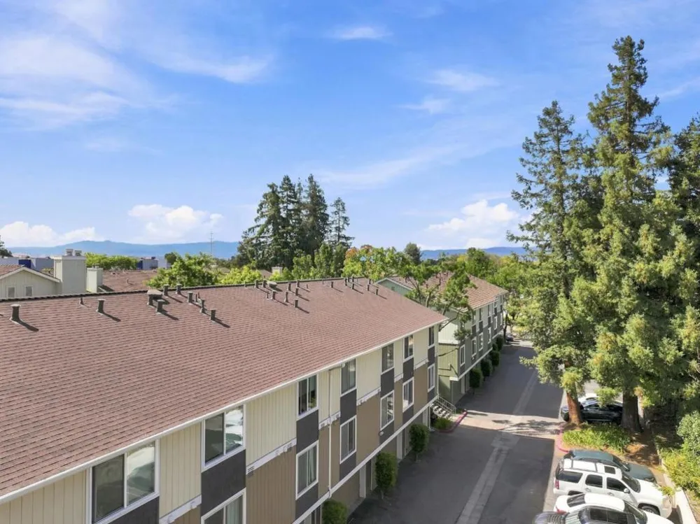 2547 Easton Lane #15 San Jose, CA 95133