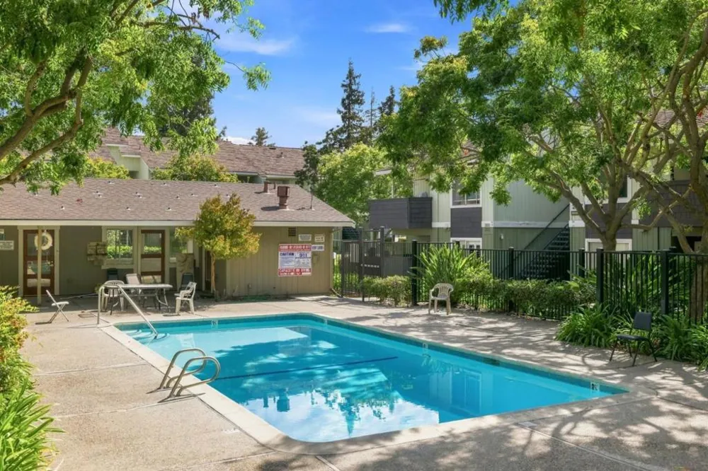 2547 Easton Lane #15 San Jose, CA 95133