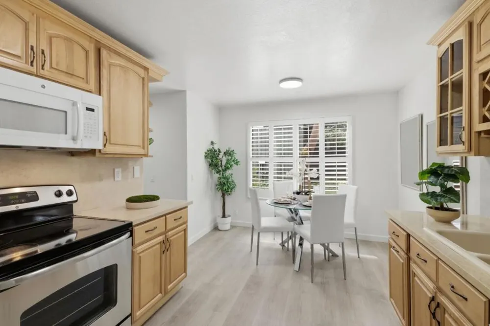 2547 Easton Lane #15 San Jose, CA 95133