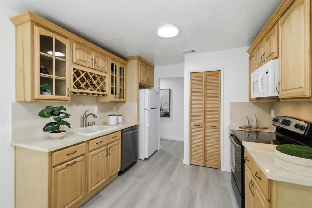 2547 Easton Lane #15 San Jose, CA 95133