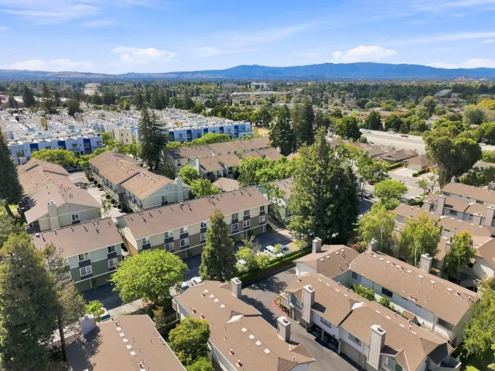 2547 Easton Lane #15 San Jose, CA 95133