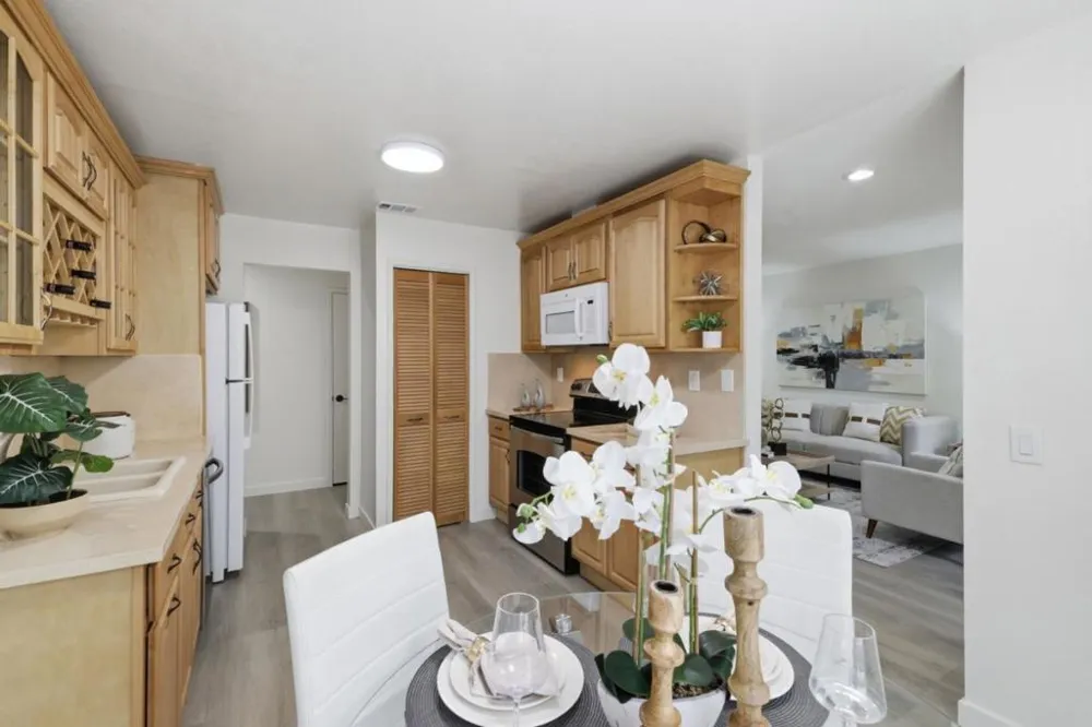 2547 Easton Lane #15 San Jose, CA 95133